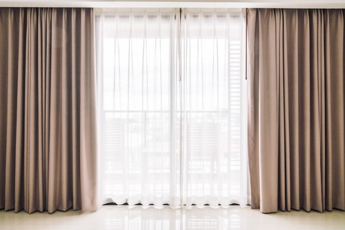 How to Clean Curtains without Dismantling?