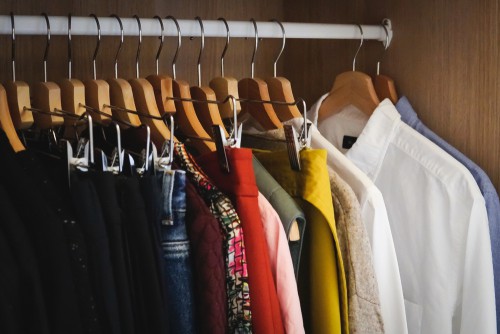 Maintaining Your Organized Closet